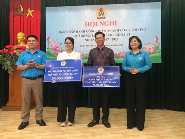 Công đoàn Ngành Công Thương tỉnh Đắk Lắk tổ chức  Hội nghị Ban Chấp hành lần thứ 13, khóa VI, nhiệm kỳ 2017-2023